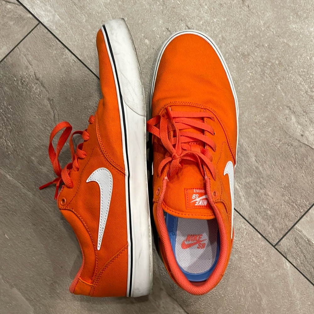 NIKE SB Chron 2 canvas in orange